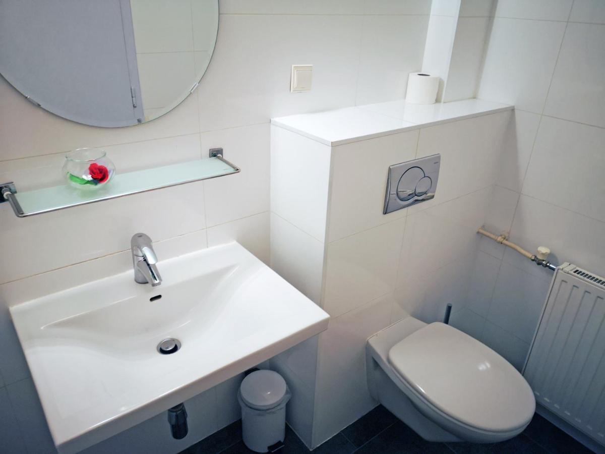 Apartment Heart Of - *